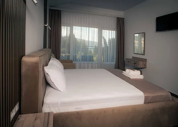 Royal View Guest house Dospat