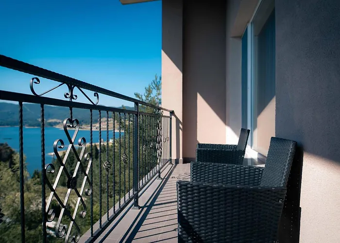 Royal View Guest house *